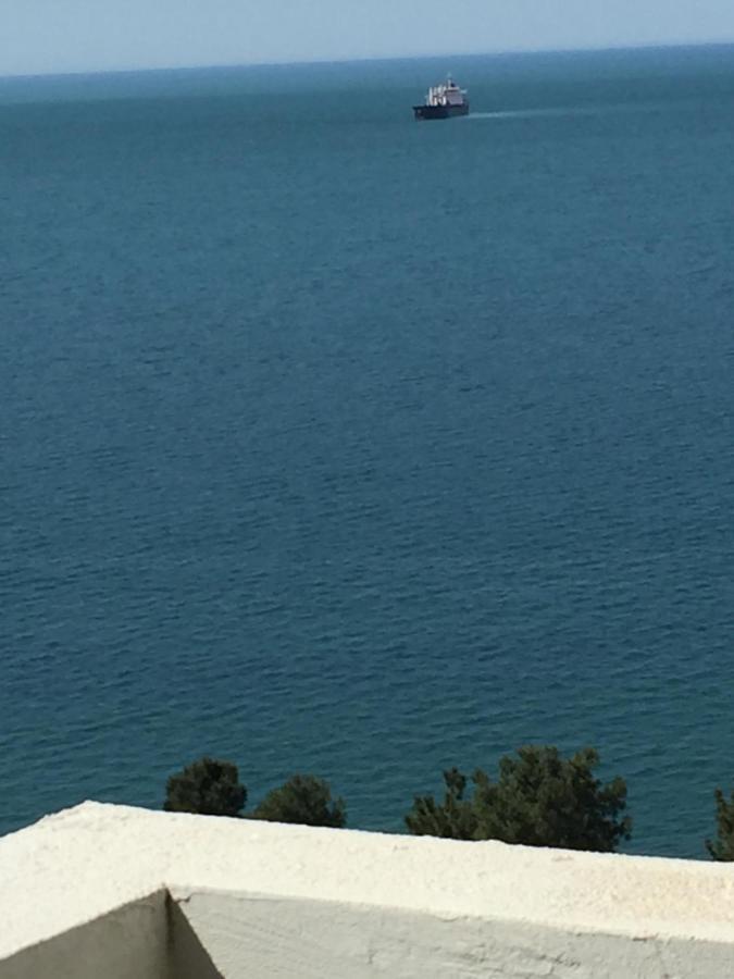 Аппартаменты С Двумя Балконами На Море И Горы Makhinjauri Buitenkant foto